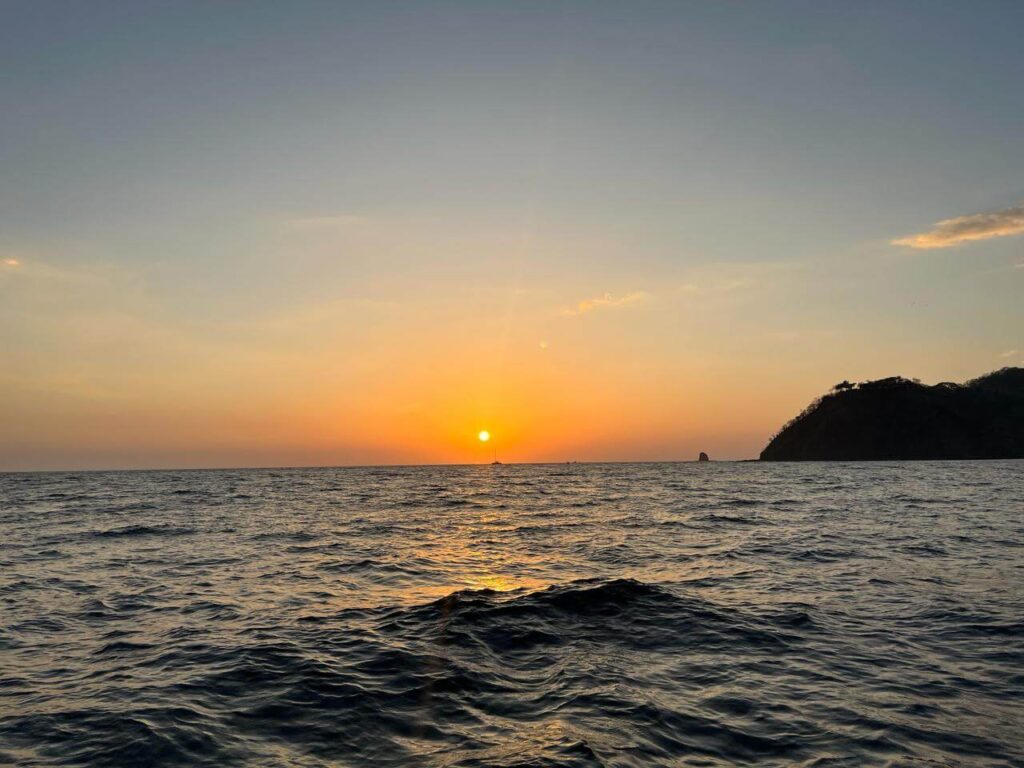 Private Boat Combo Fishing and Snorkeling 4 Hours