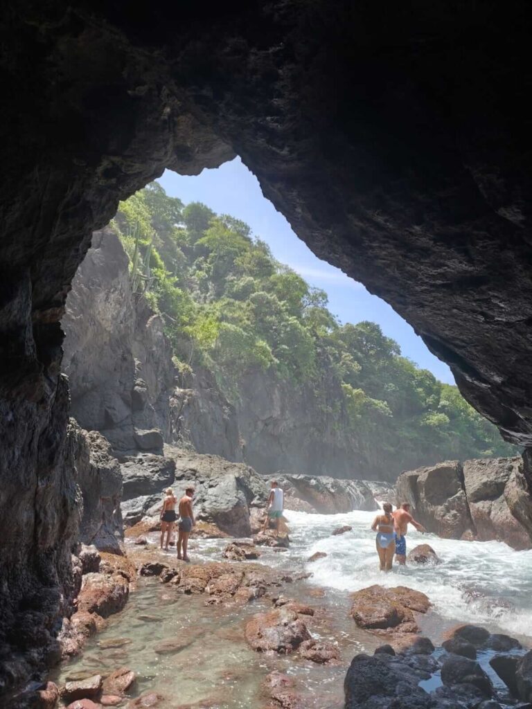 Private Boat Combo Fishing and Snorkeling 4 Hours