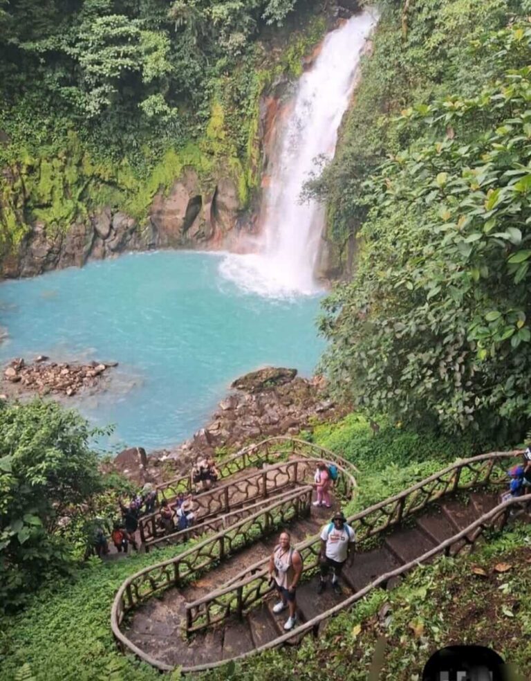 Río Celeste Hiking Nature Adventure